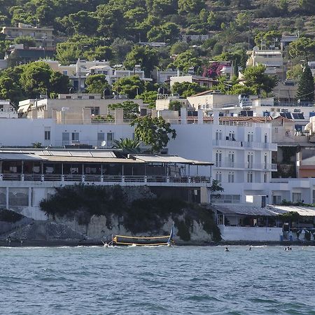 Paradiso Resort Agia Marina  Exterior foto